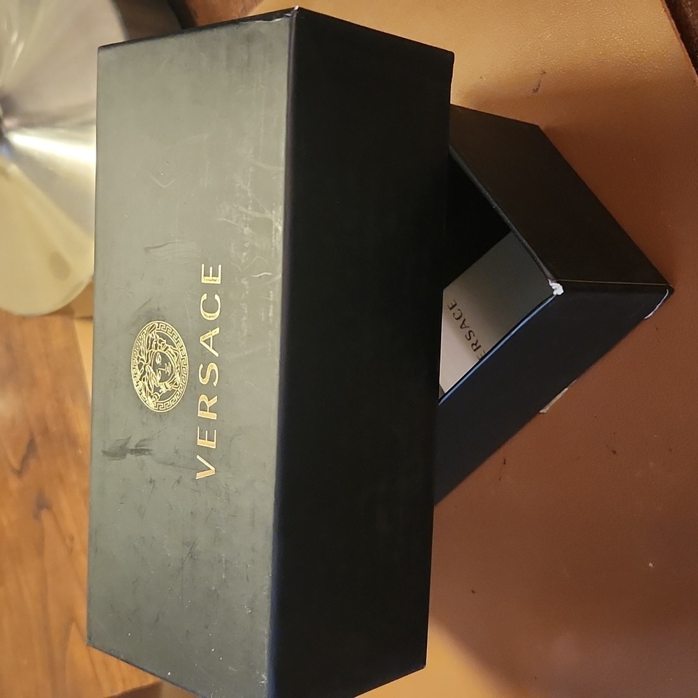 Versace sunglasses NWT - Picture 4 of 7